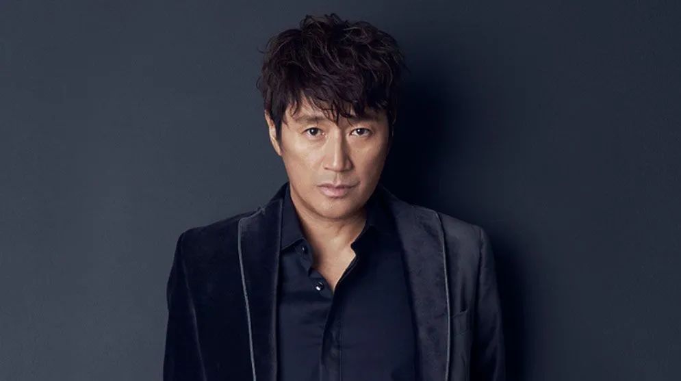 近藤真彦宣布退出杰尼斯事务所 今天就让我们盘盘让三名女神心碎的大渣男 近藤真彦 梅艳芳 杰尼斯 新浪新闻