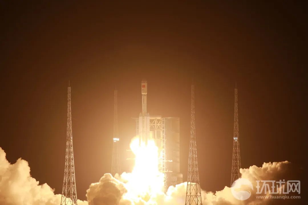 ���۶��Ż��˷ɴ��ɹ����� ��Ӱ/������