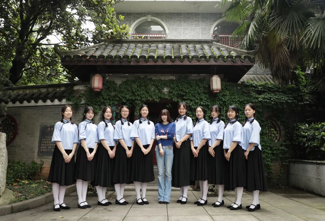 山河为证岁月为名长沙市明德中学百年红色记忆我和我的学校