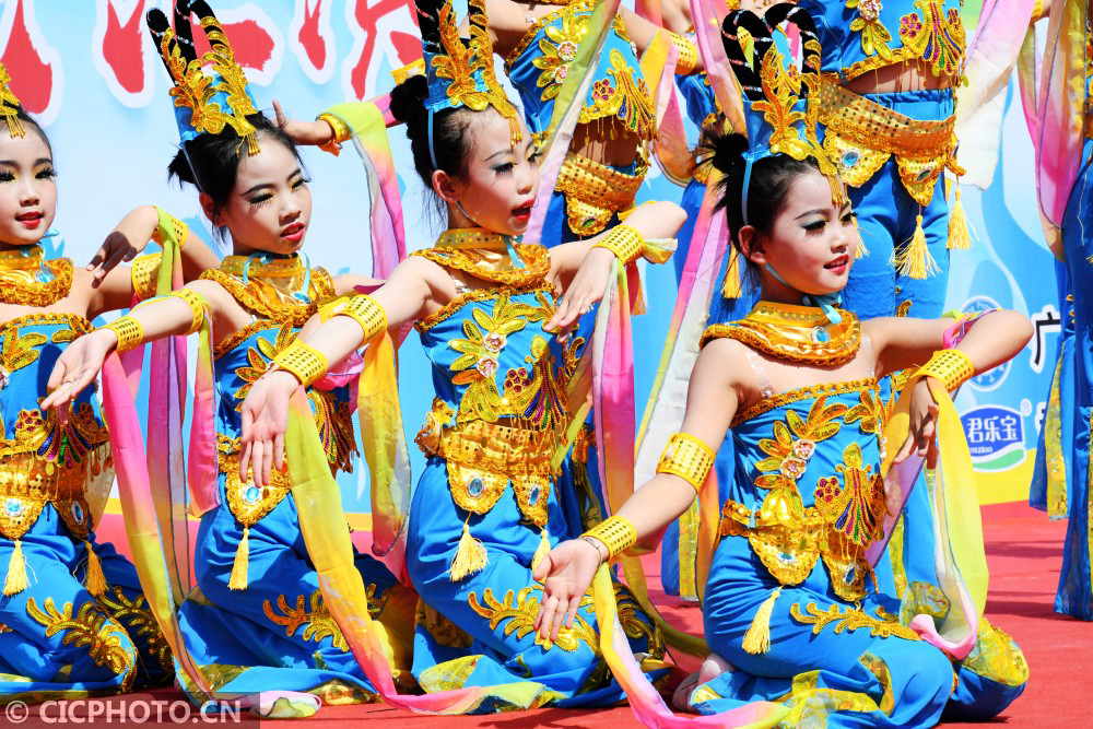 "六一"|才艺"逆天"的小朋友这样过节|表演|平凉市|河北省_新浪新闻