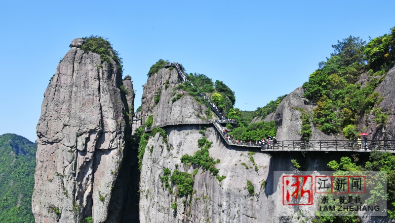 仙居:游客乐享假日时光|仙居|游客|神仙居景区_新浪新闻