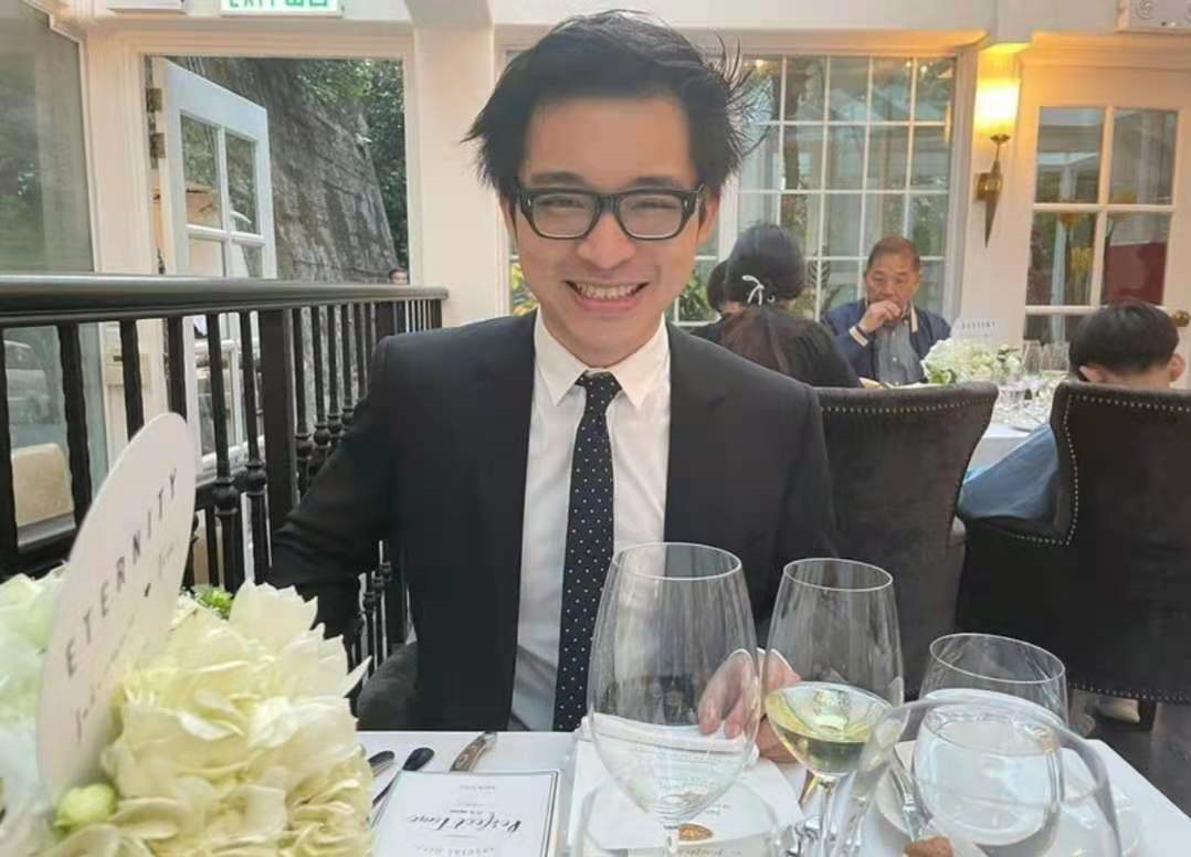 贵气32岁tvb前女星每月给富二代男友五位数零用钱近年经营珠宝生意