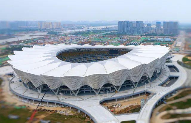 西安奥体中心体育场育苗记