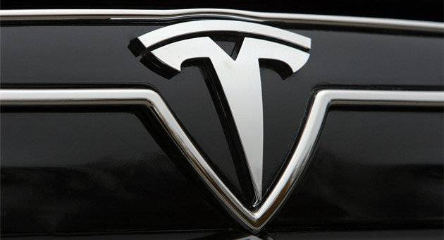 维权车主丈夫回应起诉特斯拉副总：后续再起诉刹车失灵等休闲区蓝鸢梦想 - Www.slyday.coM