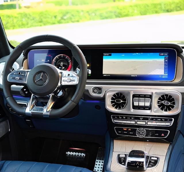 比劳斯莱斯库里南有气场巴博斯g800海外实拍