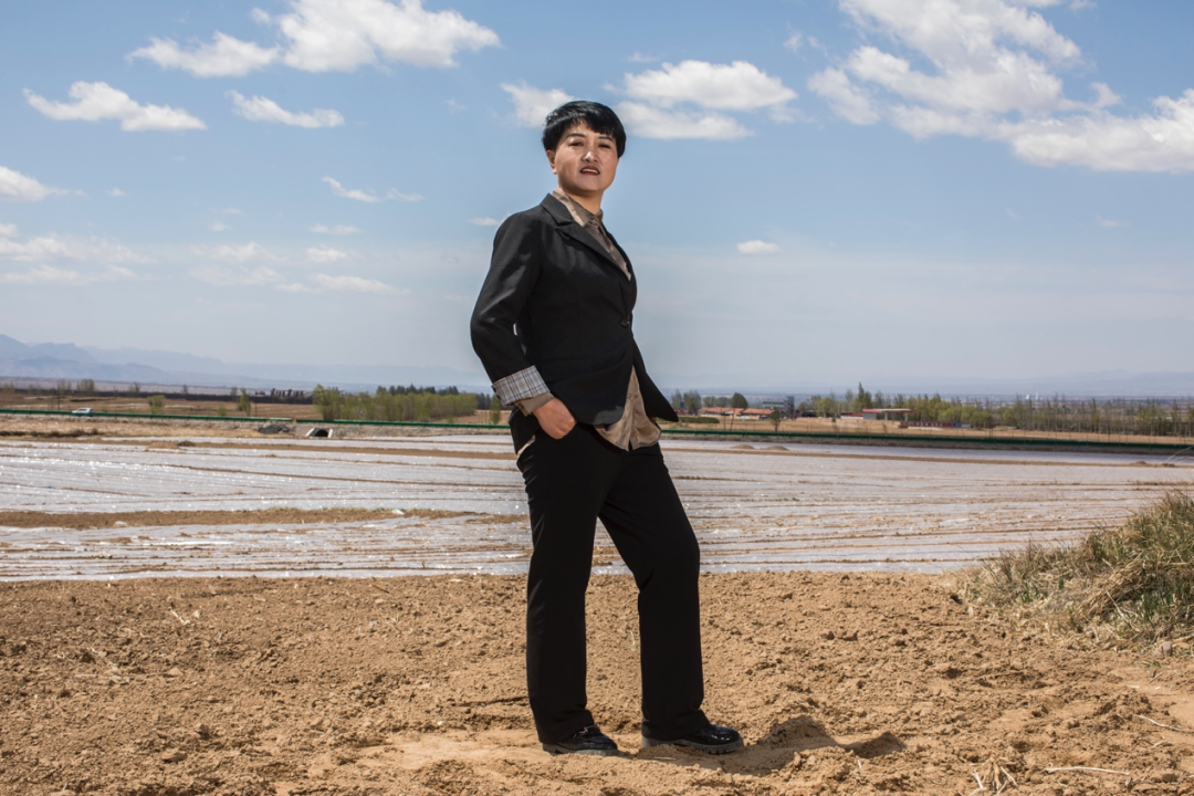 当农村女性开始化妆