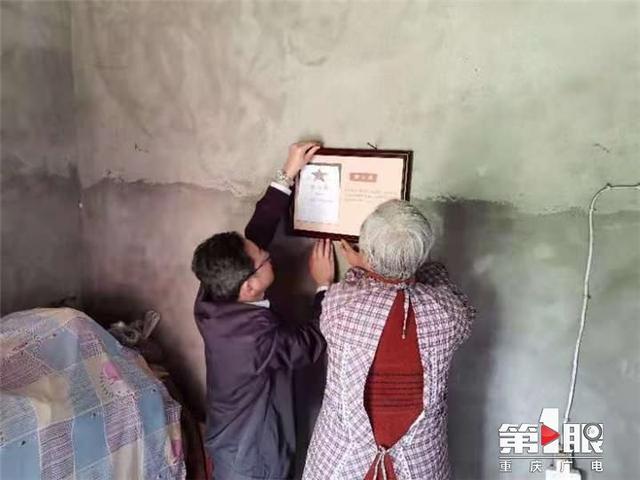 晨读休闲区蓝鸢梦想 - Www.slyday.coM