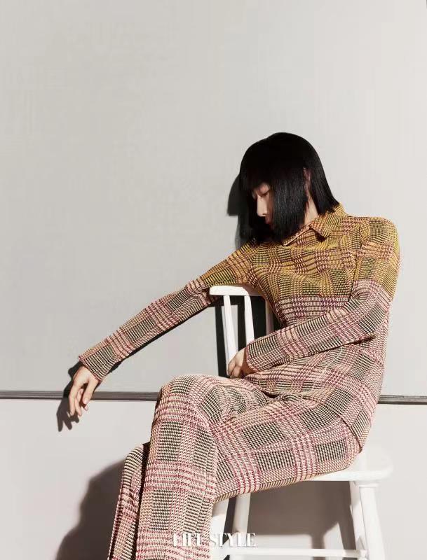 任素汐最新大片曝光 演绎别样风情