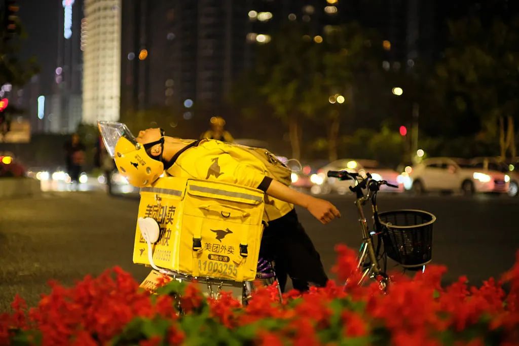 当北大博士成为外卖骑手