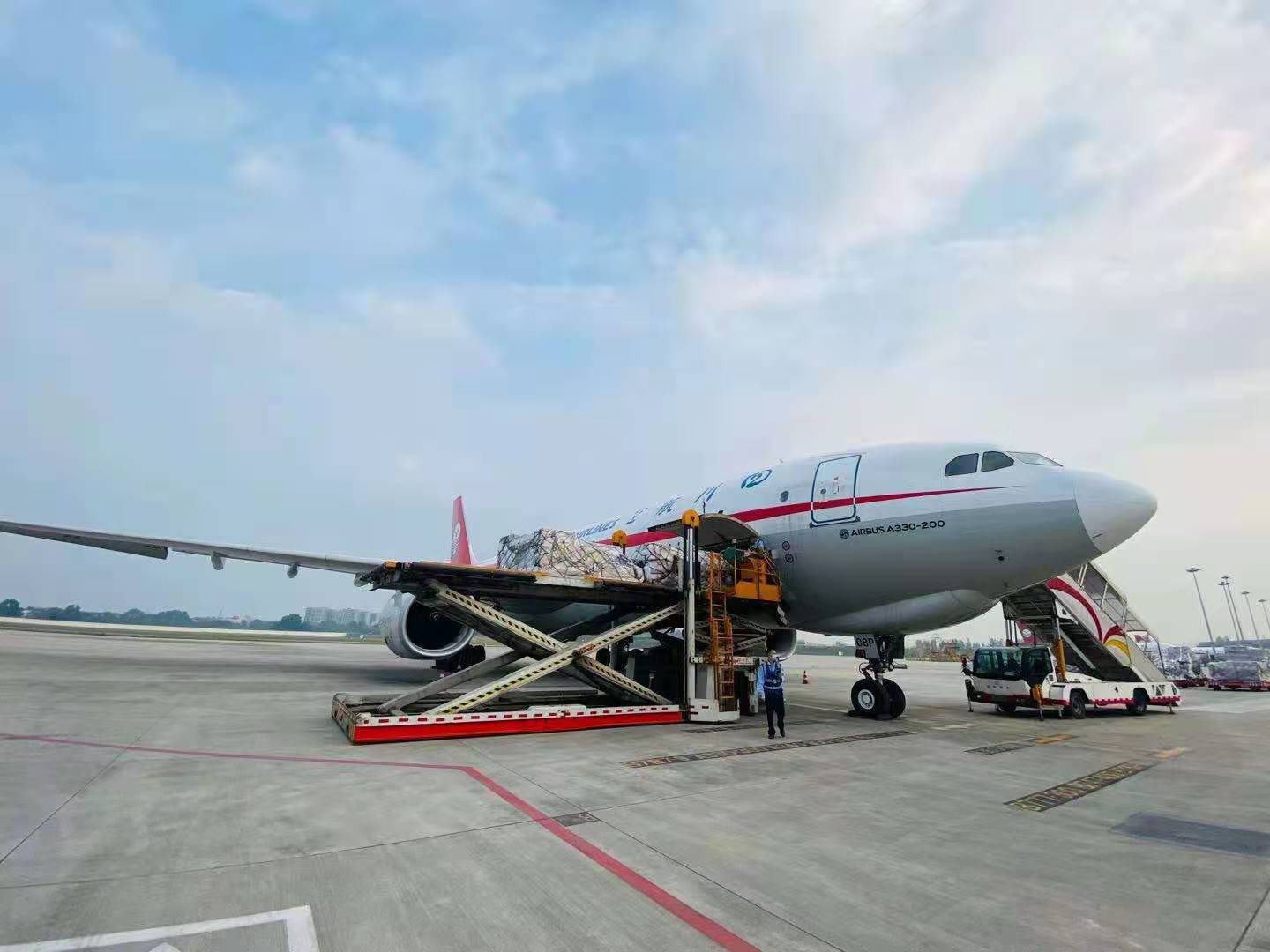 中国红十字会向印度提供人道主义支持：100万美元现金援助，100台制氧机休闲区蓝鸢梦想 - Www.slyday.coM