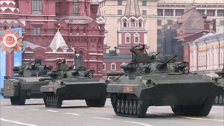 刚刚全网围观俄罗斯76周年胜利日阅兵俄罗斯添了哪些新装备