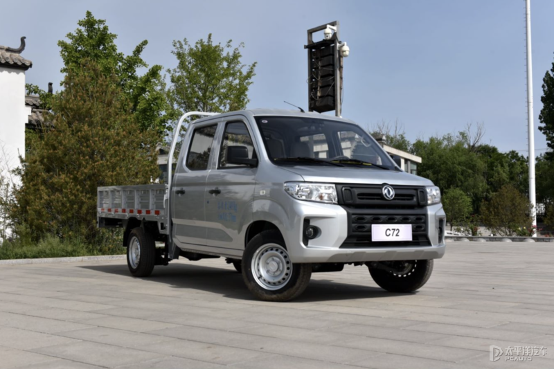 东风小康c71c72微卡到店功能配置多方位升级