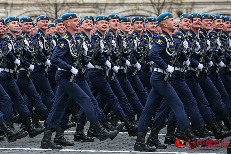 纪念卫国战争胜利76周年阅兵仪式在莫斯科红场举行