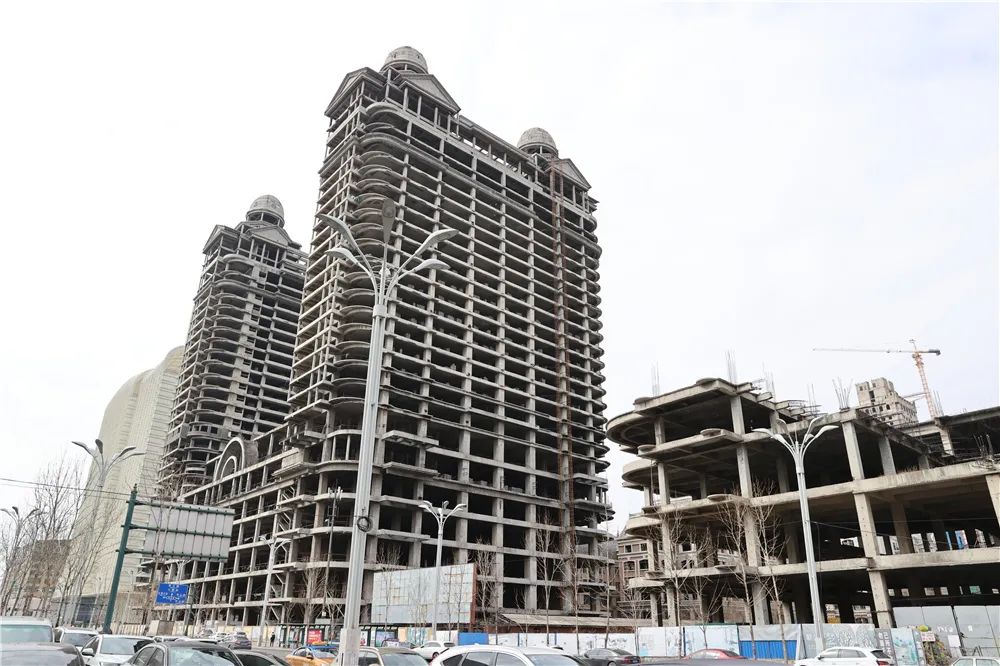 十四年执行未结扑朔迷离夜航独家揭开哈尔滨市开发区最大烂尾楼案件