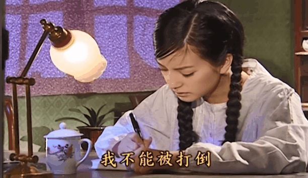 李安导演是"看不懂,但大受震撼";而陆依萍是"看懂了,也大受震动":在