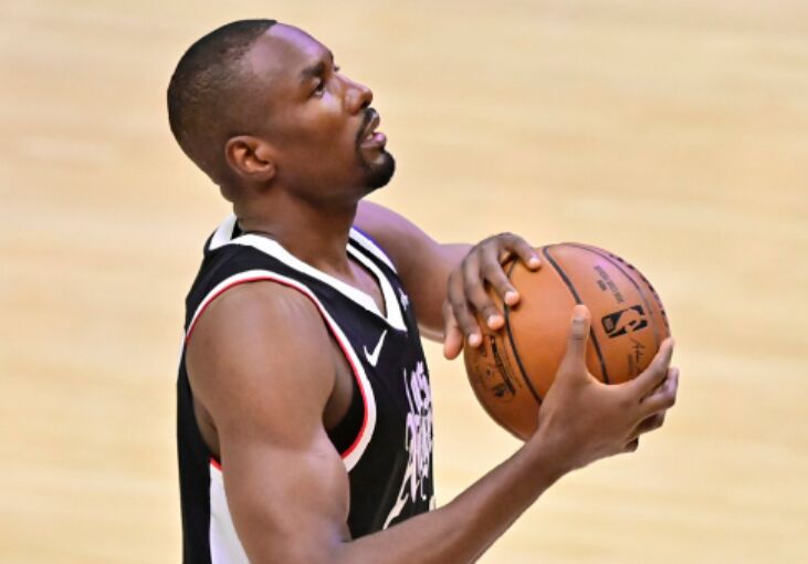 伊巴卡未随队前往客场,大概率缺席与爵士g2|快船|客场|爵士_新浪新闻