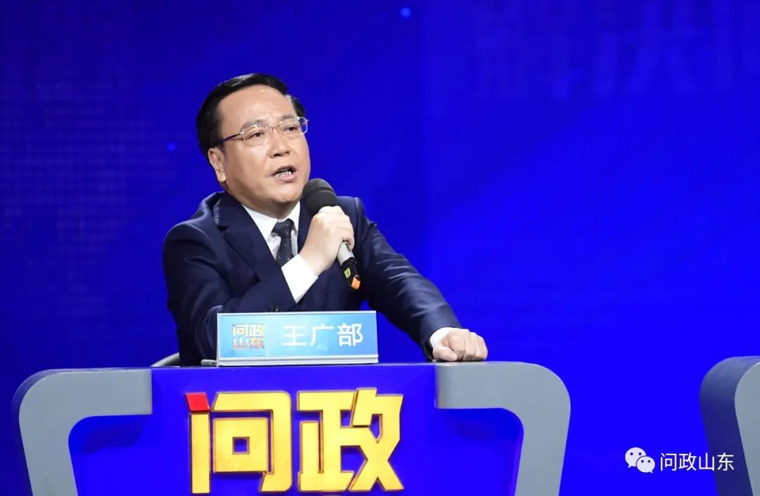 在问政现场,枣庄高新区管委会主任王广部表示:预计9月份资产审核收购