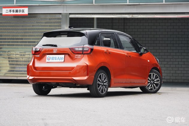 入得街道上得赛道第四代飞度凭实力演绎多面生活