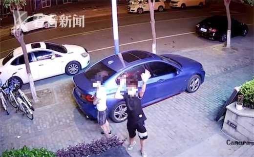 嚣张！3名小偷深夜踹门盗窃 得手后还对着摄像头跳舞挑衅休闲区蓝鸢梦想 - Www.slyday.coM