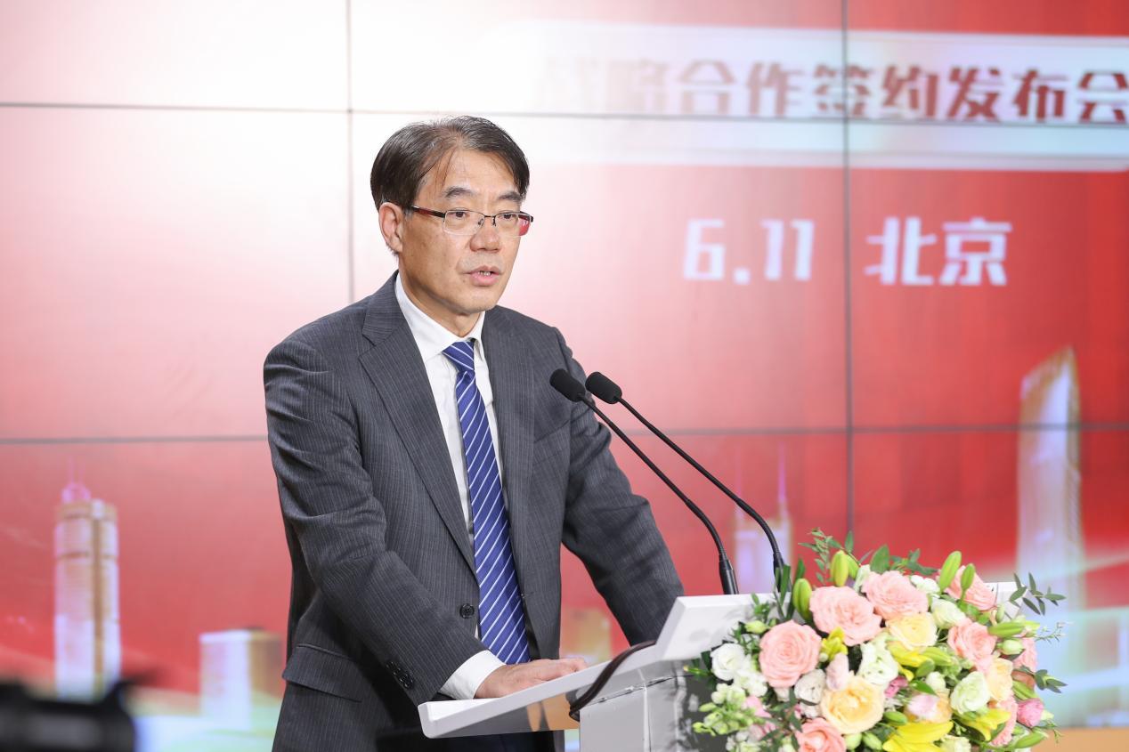 "三元奶粉 首都品质 全国分享"三元食品品牌战略合作