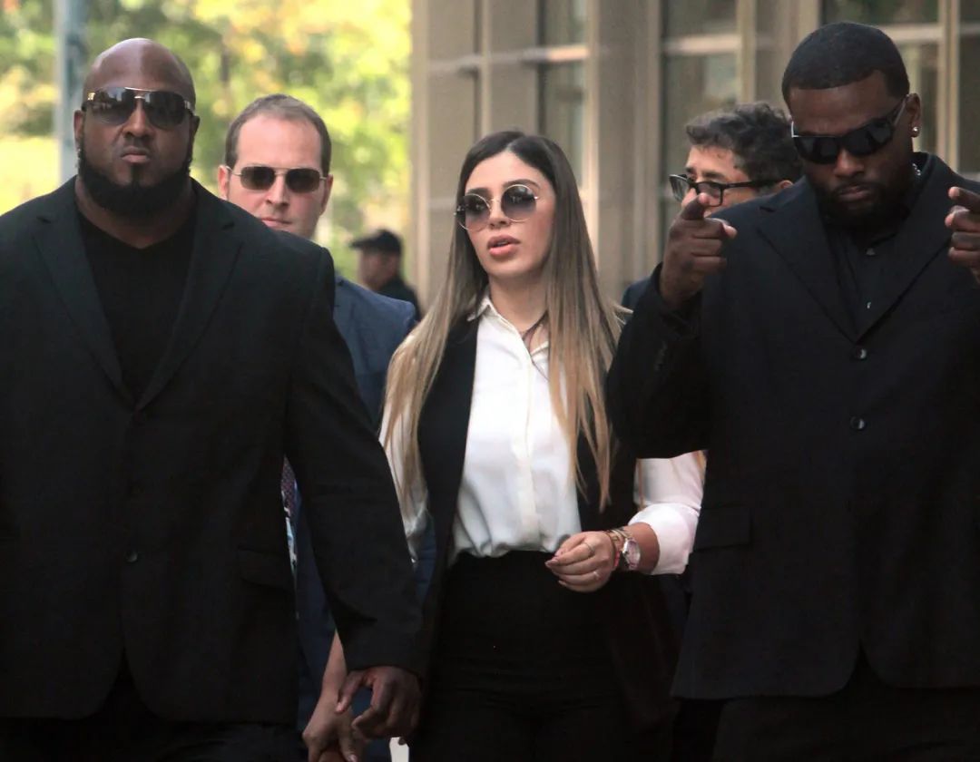 美国弗吉尼亚州,墨西哥毒枭古兹曼的妻子埃玛·科罗内尔(emma coronel