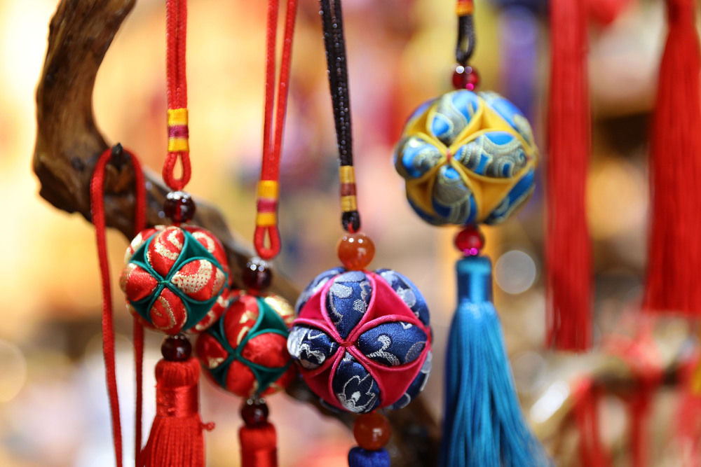 传统手工香包(图片来源:cfp)