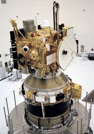 美国1992年9月发射“火星观察者”号探测器，在预定进入火星轨道3天前失联，功亏一篑