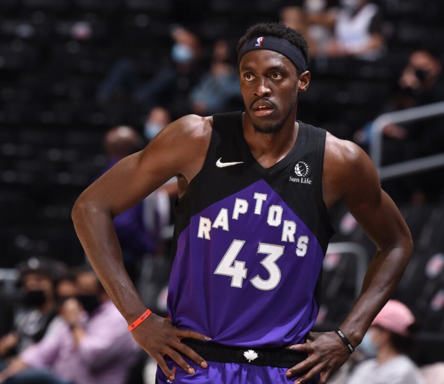 西亚卡姆接受左肩手术,预计缺席2021-22赛季前两周比赛|猛龙|西亚卡姆