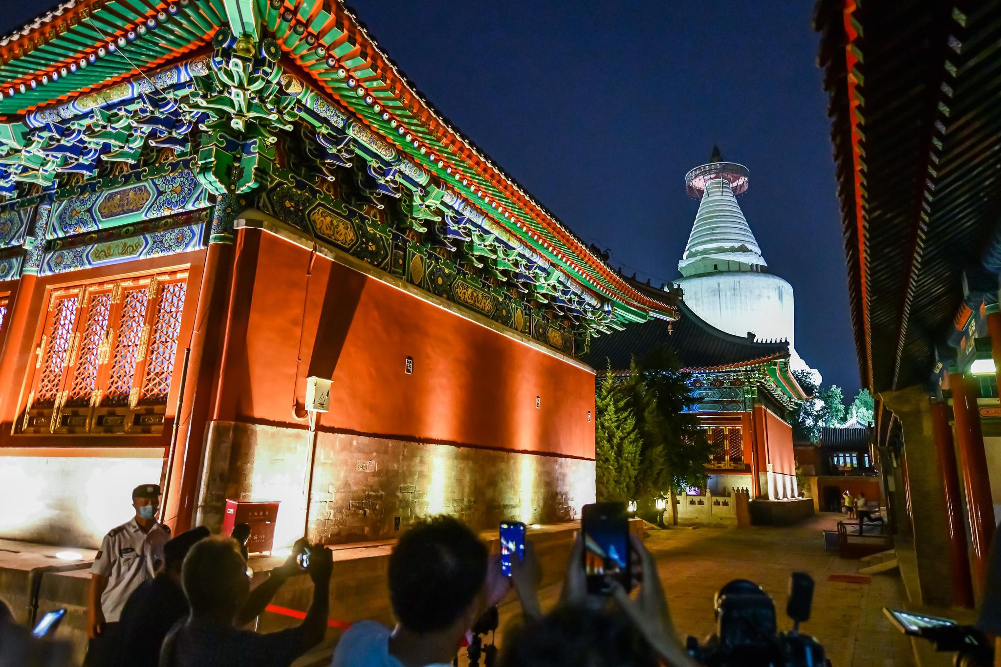 夜游白塔寺是种怎样的体验夜场活动昨晚首秀