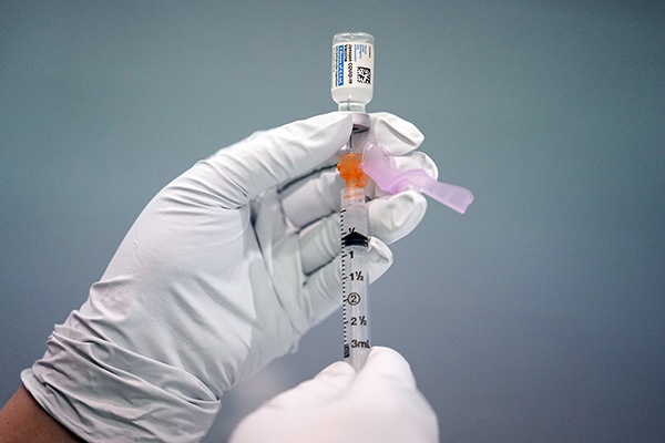 数百万剂强生新冠疫苗报废，南非要求换货