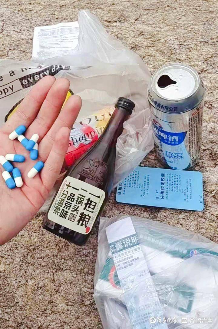 小伙扬言轻生后"头孢就酒",幸好民警及时救援