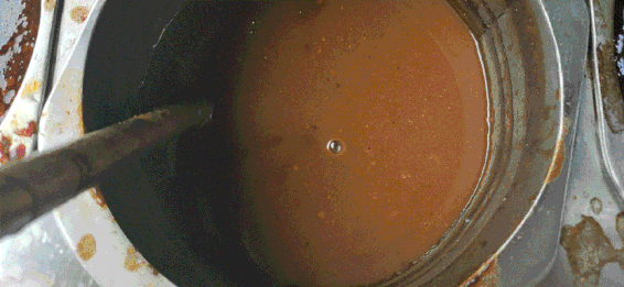 ▲南宁人：流水的美食，铁打的黄皮酱