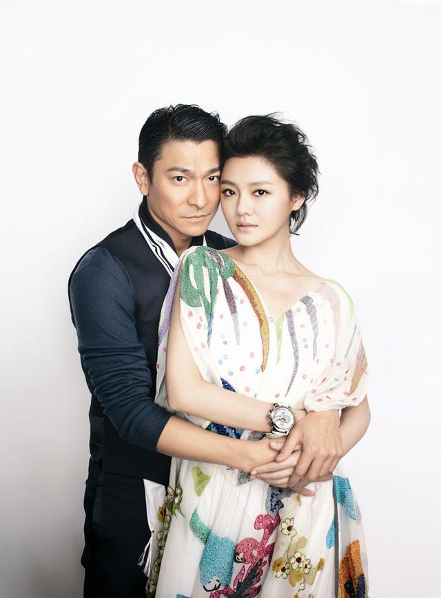 汪小菲家是个伪豪门这不用再说了吧,大s当初合作的刘德华,古天乐