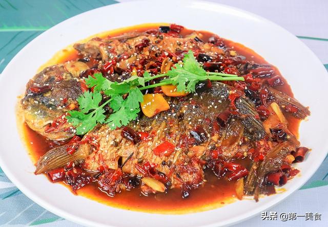 厨师长教你做河南正宗煎扒鱼,外焦里嫩,咸香适口,味道赞不绝口