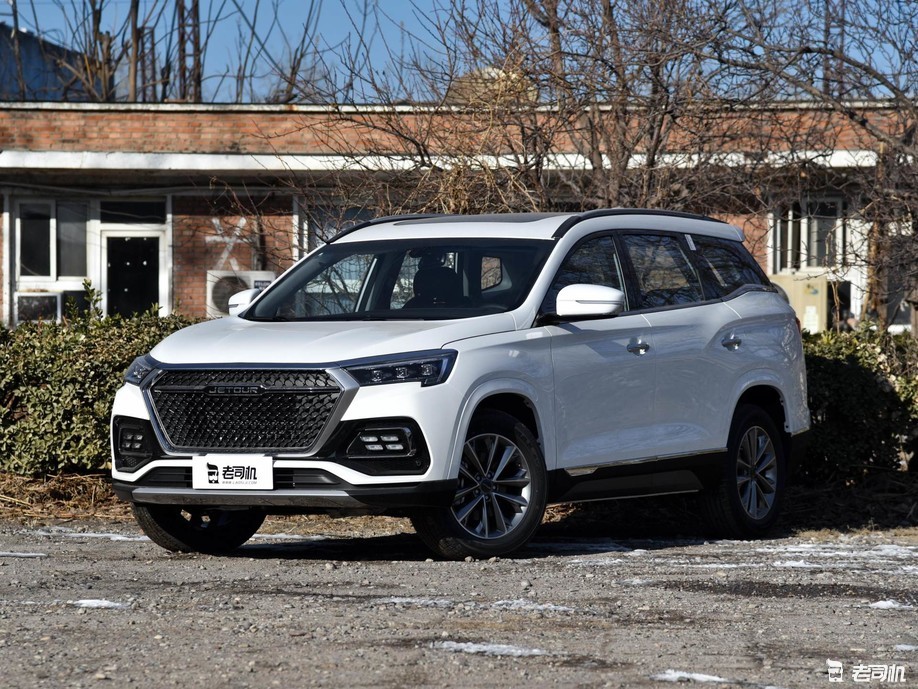 颜值在线的大7座suv 小哥带你一起看捷途x95