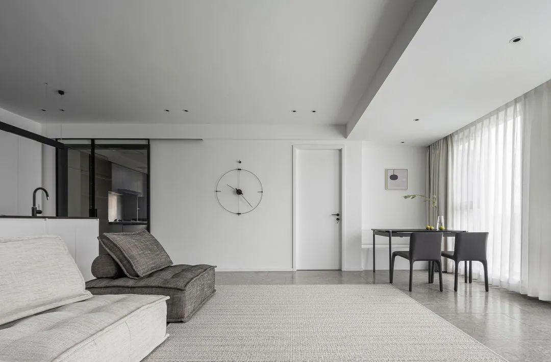 200平米四居室设计,勾勒出一个自由,舒适的居室空间