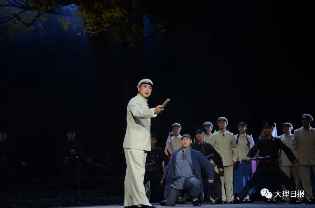 大型白剧《白子情怀》在关公演