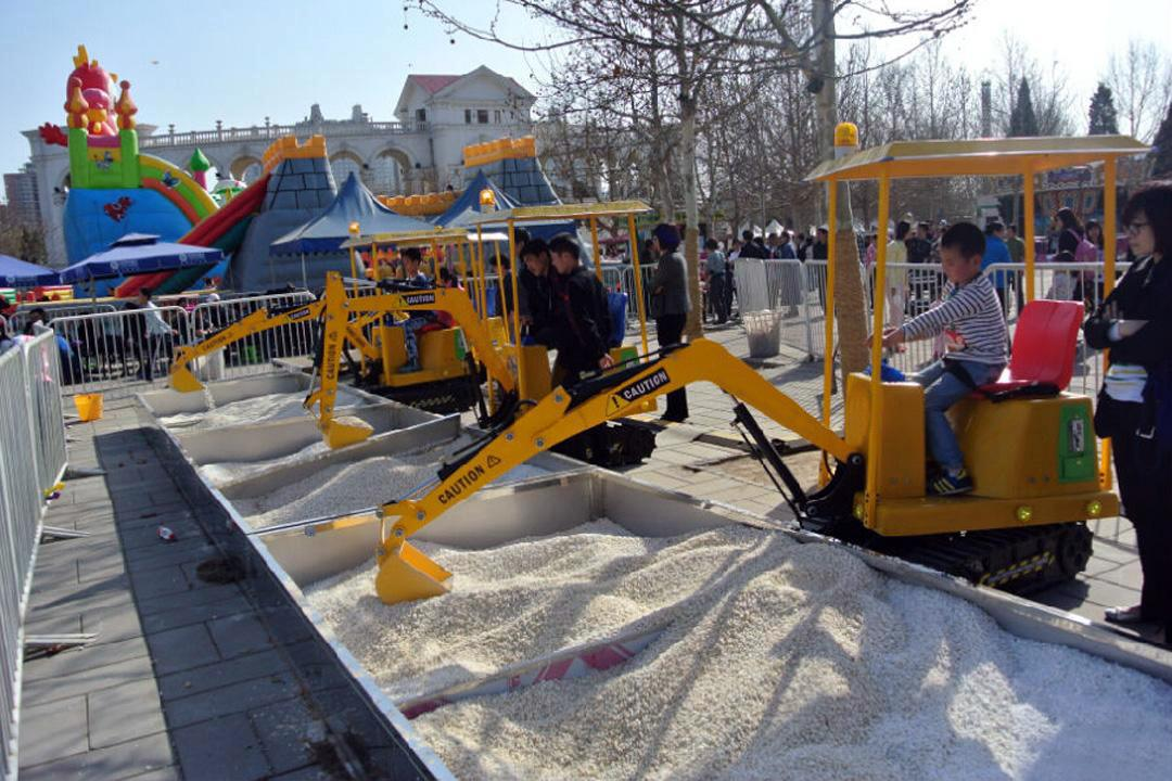 为什么小孩都爱挖掘机原来背后藏着你不知道的儿童心理学秘密