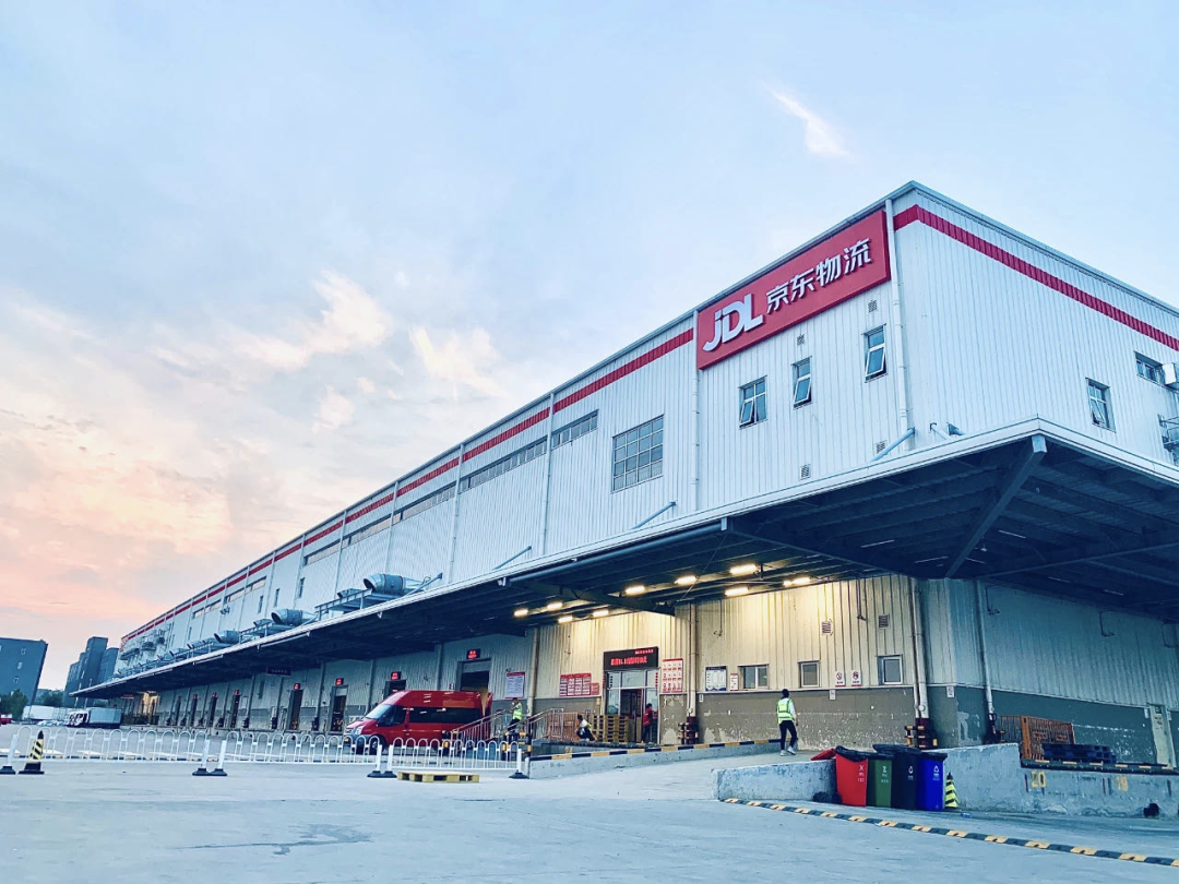 2021年了,快递企业还是那么苦|快递企业|京东物流|顺丰_新浪新闻