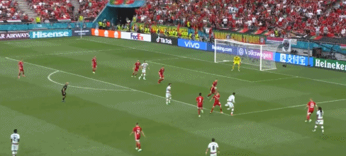 特写｜17年衔接四代葡萄牙球员，C罗老了，C罗变了休闲区蓝鸢梦想 - Www.slyday.coM