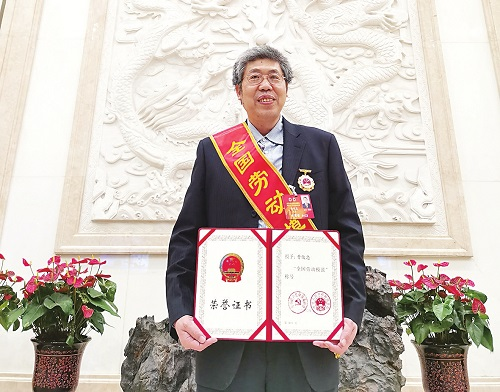 ​传红色精神 展时代风采｜天津联通曹俊忠：情系光缆 匠心筑梦