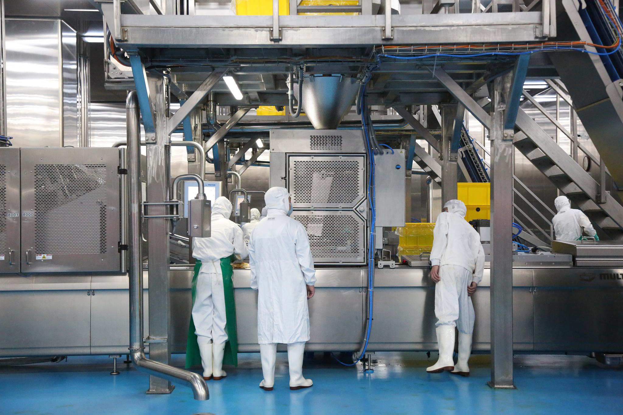 以智战"剩"|周黑鸭气调锁鲜技术推动行业升级|食品|周黑鸭_新浪新闻