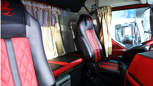 270大马力 订制内饰!国六版乘龙h5绿通载货车全面解析