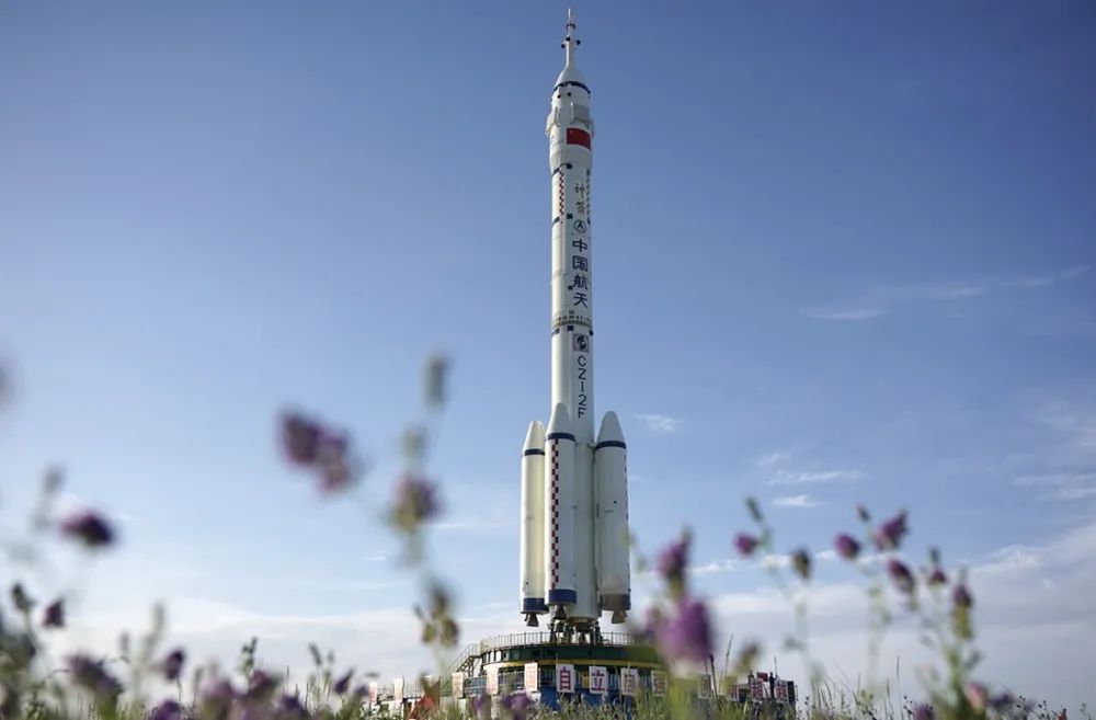 神舟12号成功对接空间站，为何中国18年间仅仅发射7艘载人飞船？|阿波罗|载人飞船|神舟_新浪新闻