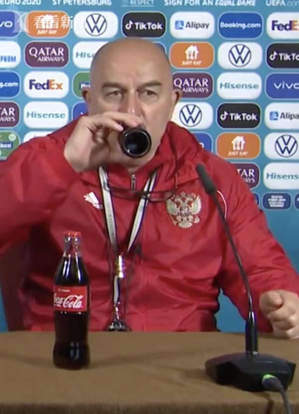 C罗“可乐梗”被争相模仿 欧足联急了：别这样了休闲区蓝鸢梦想 - Www.slyday.coM
