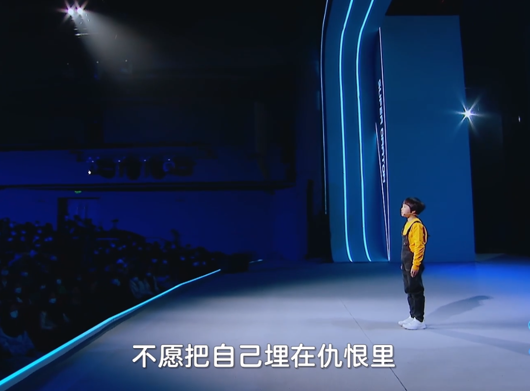 感动！陶勇医生被砍496天后，9岁女儿第一次发声：我比爸爸大6岁，我可以照顾他休闲区蓝鸢梦想 - Www.slyday.coM