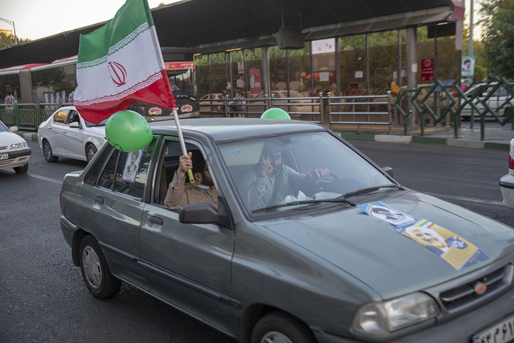 当地时间2021年6月11日，伊朗德黑兰，总统候选人莱西的支持者们。