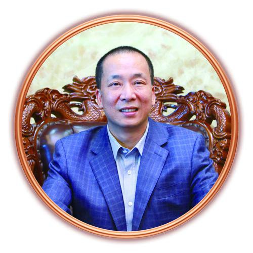 鸿达兴业党支部书记董事长周奕丰为实现双碳目标努力向建党百年献礼