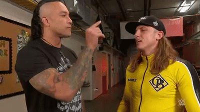 raw |擂台出现传帮带现象 兰迪用老铁大招终结伍兹