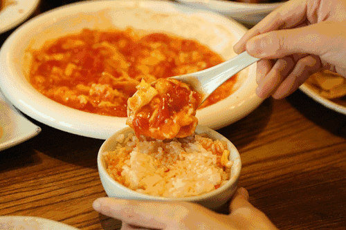 pork congee[k08nd01i:]with preserved egg黄焖鸡米饭:braised